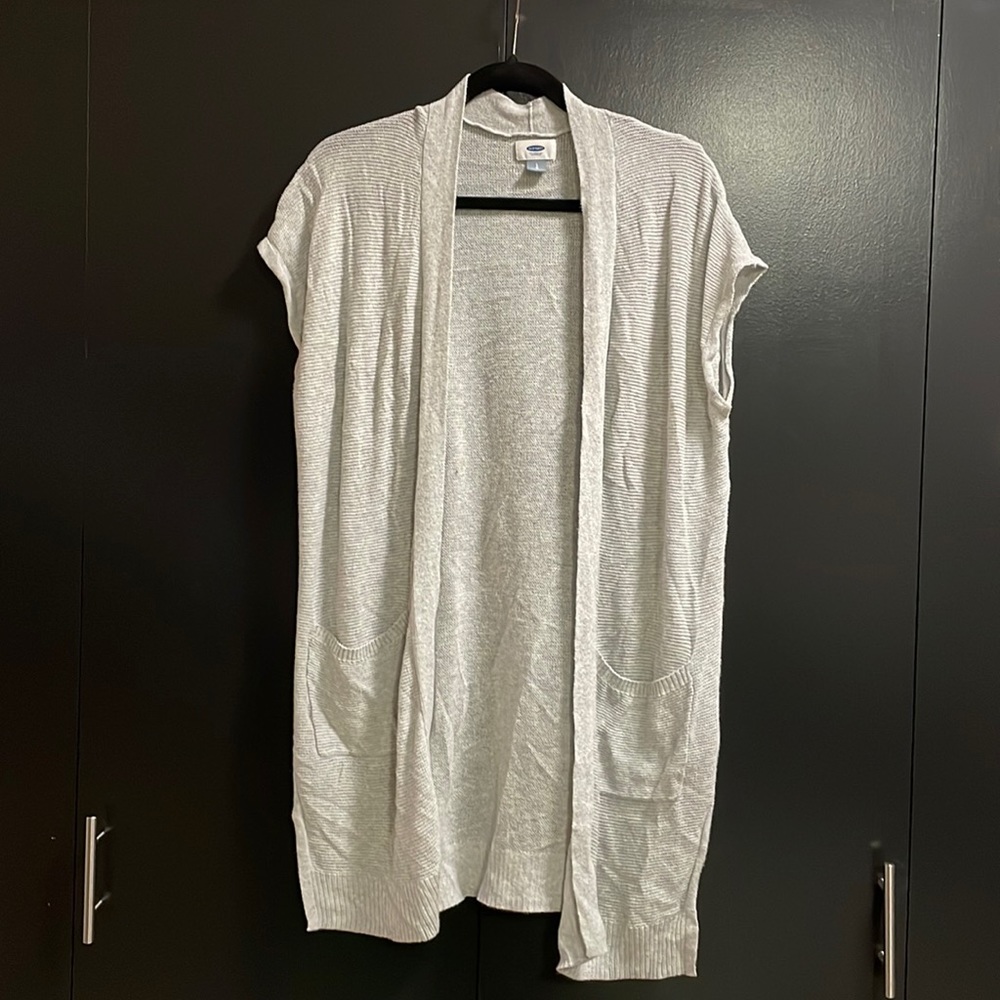 Old Navy Light Grey Short Sleeve Cardigan size L